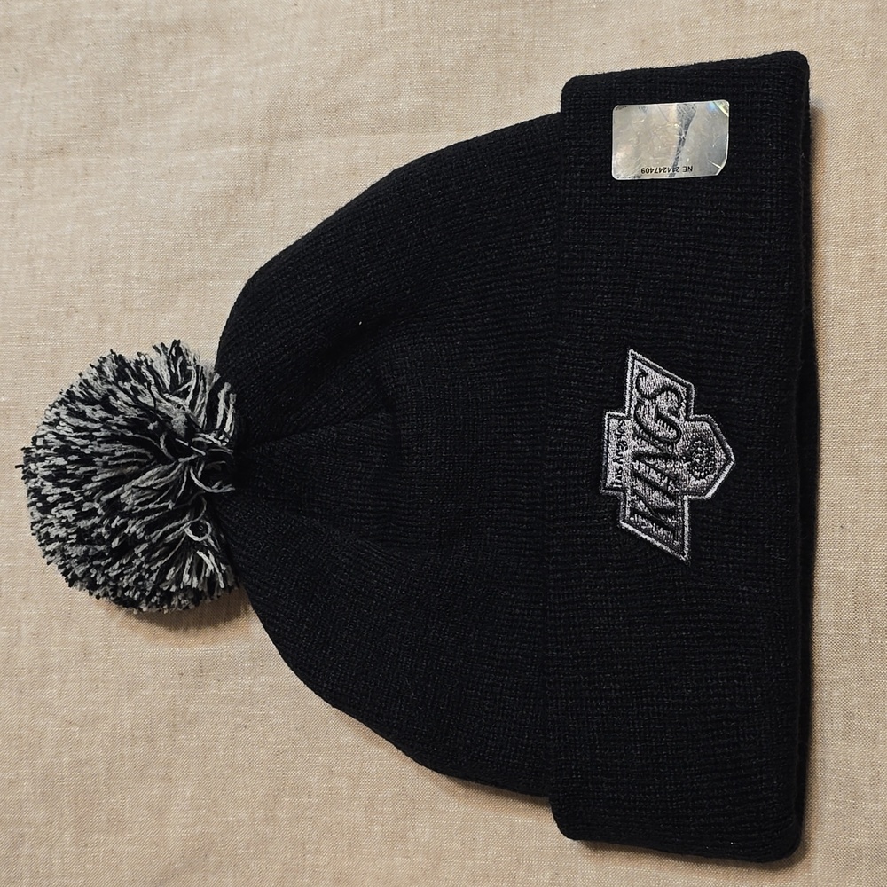 NHL Los Angeles Kings Pom Beanie